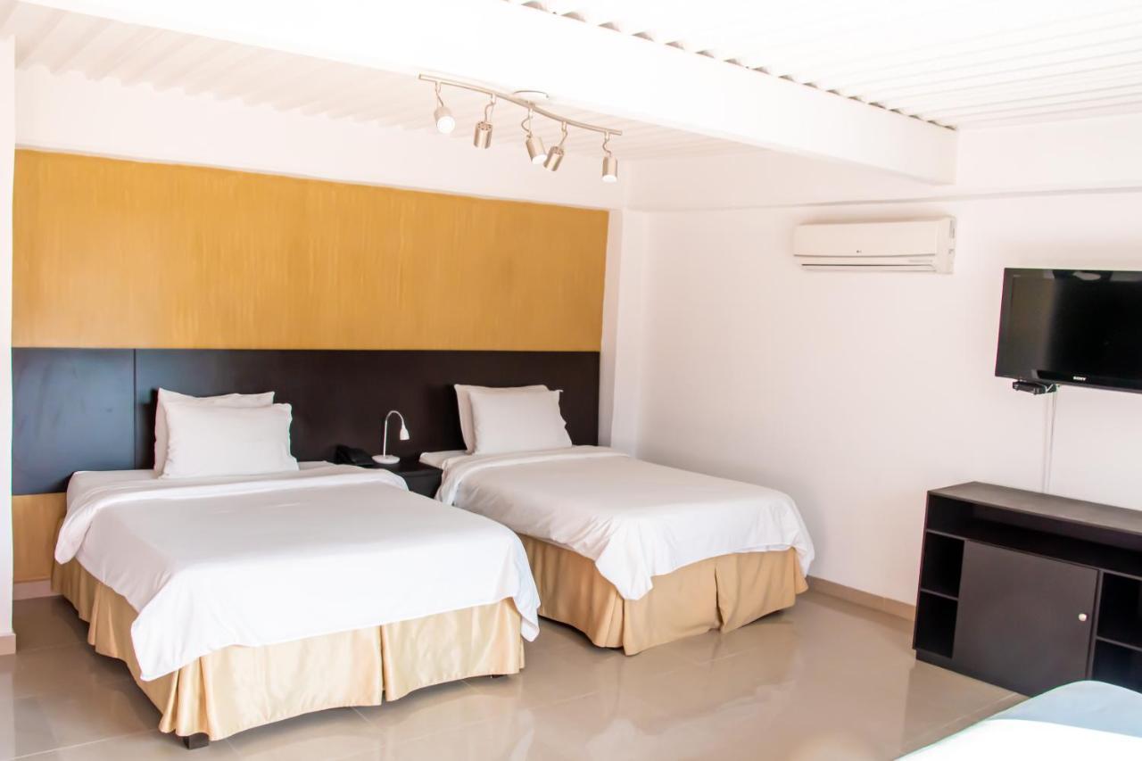 Hotel Tangara ドスケブラーダス エクステリア 写真